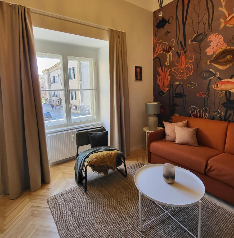 Orange Flat By Grazrentals Highest Standard & Free Parking Eksteriør billede